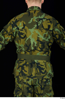 Victor army belt camo jacket dressed upper body 0005.jpg